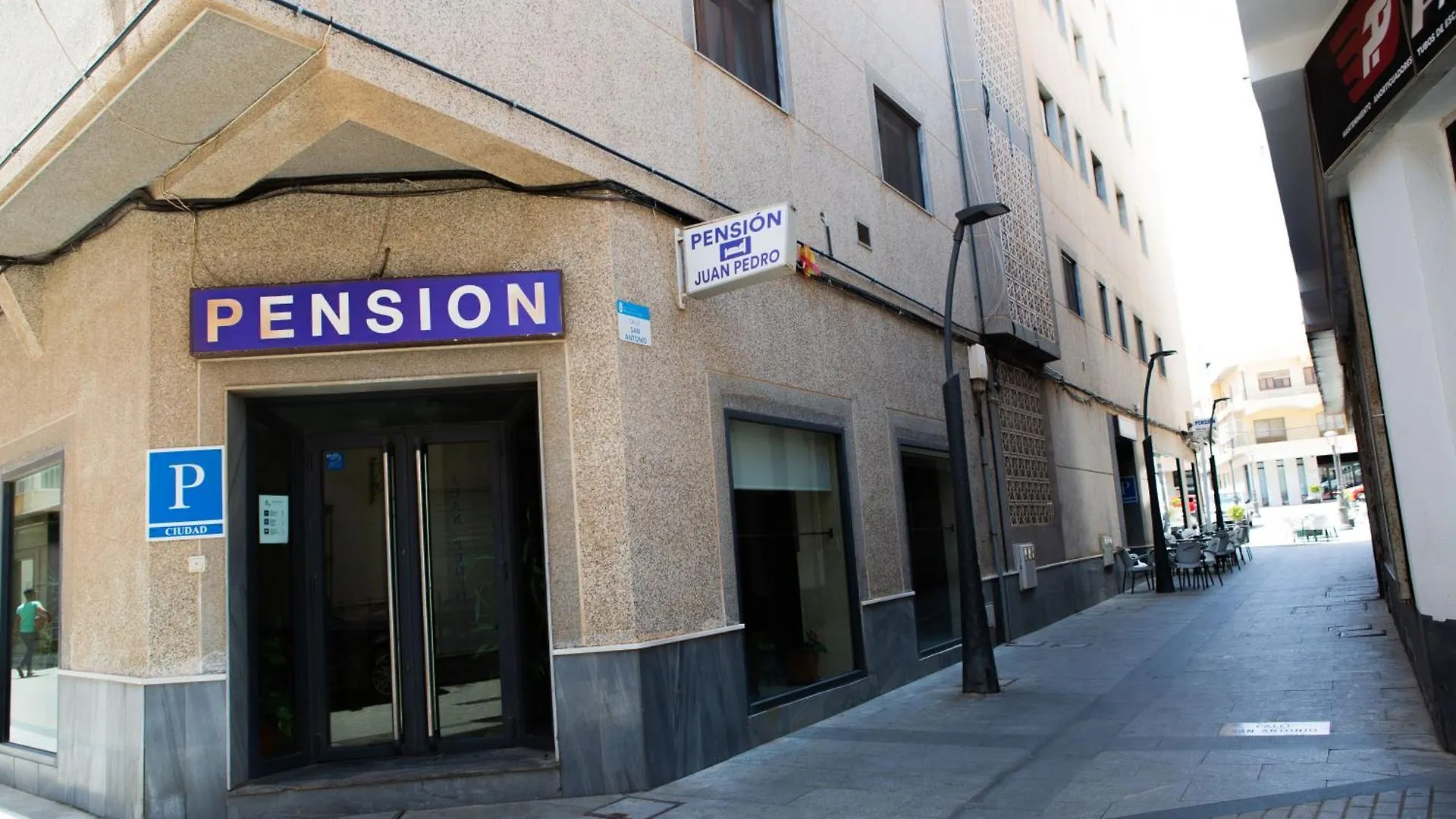 Pension Juan Pedro Roquetas de Mar 2*,  Spain