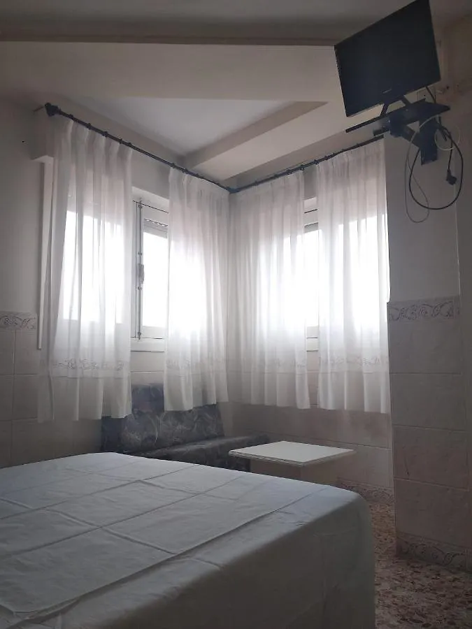 Pension Juan Pedro Roquetas de Mar 2*,  Spain